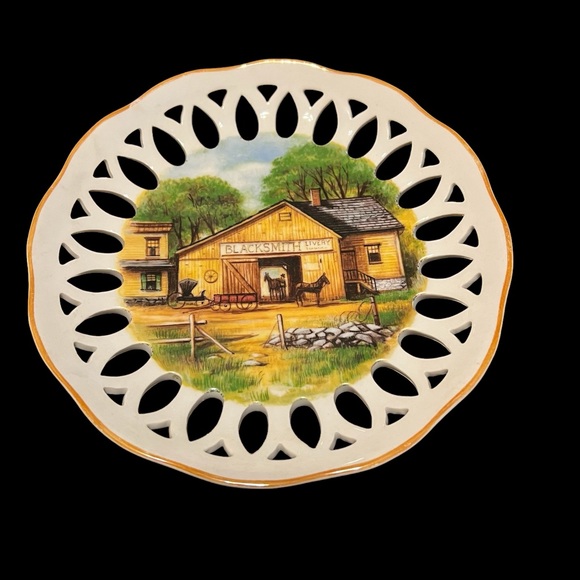 Vintage Lattice Edge Farm Scene Plates - Set of 2 - Picture 3 of 5